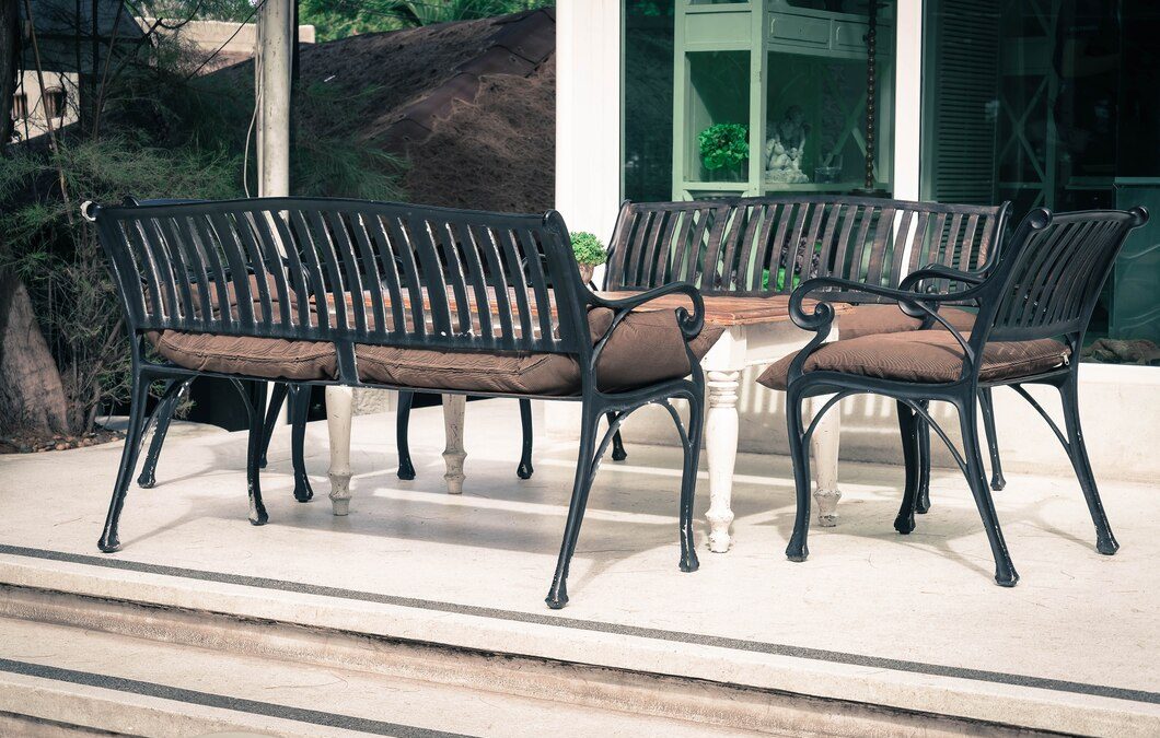 Why Metal Is Perfect for Outdoor Furniture